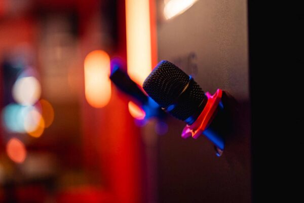 Karaoke café