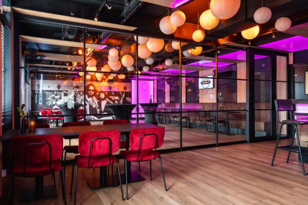 Diner, borrel, feest en vergaderruimte